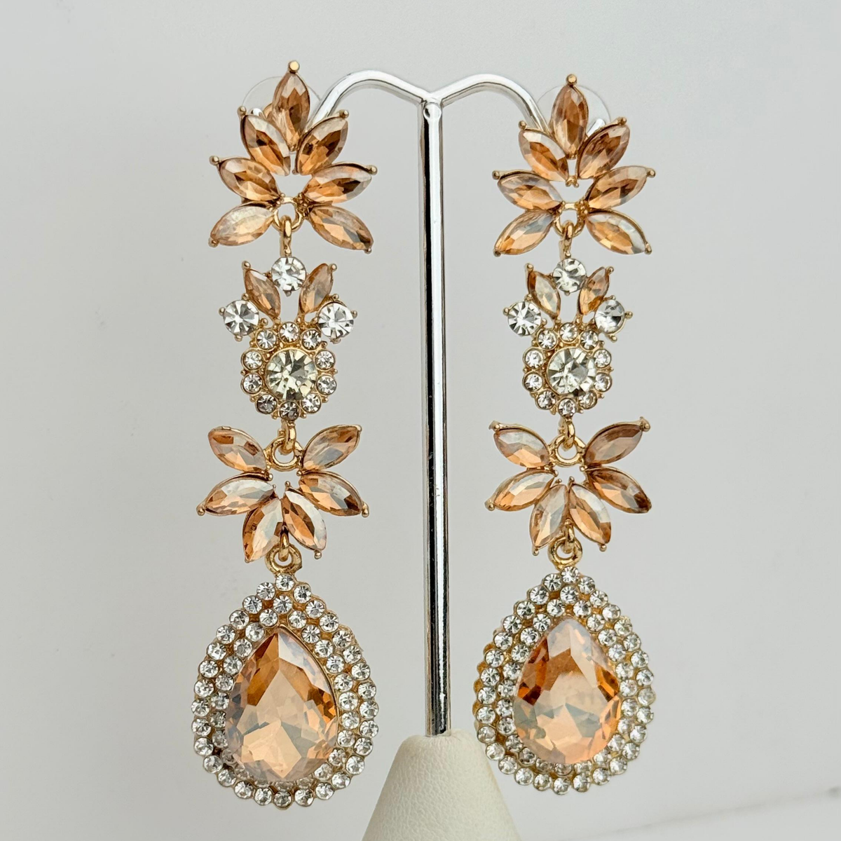 Aretes Laminados en Oro de 18KL con Cristales Austriacos