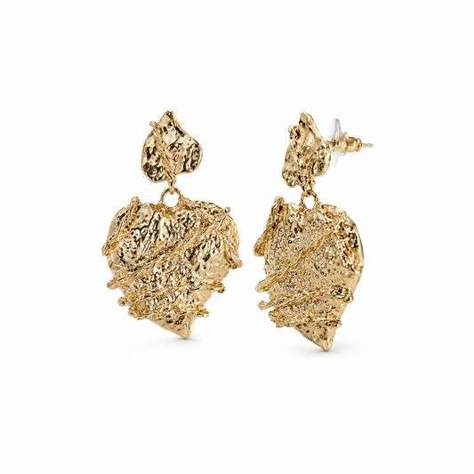 Aretes enchapados en oro