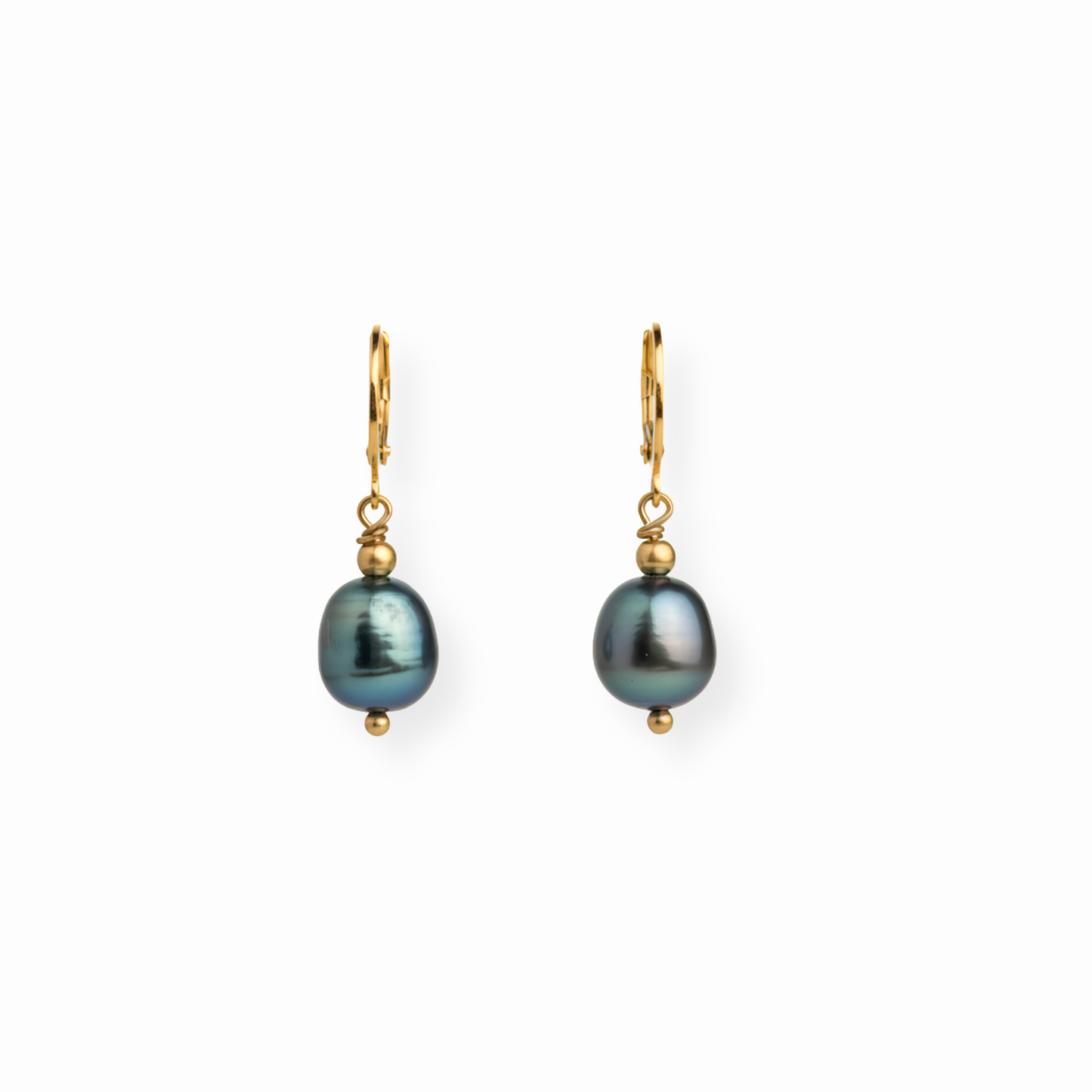 Aretes Laminados en Oro de 18KL con Perlitas Cultivadas