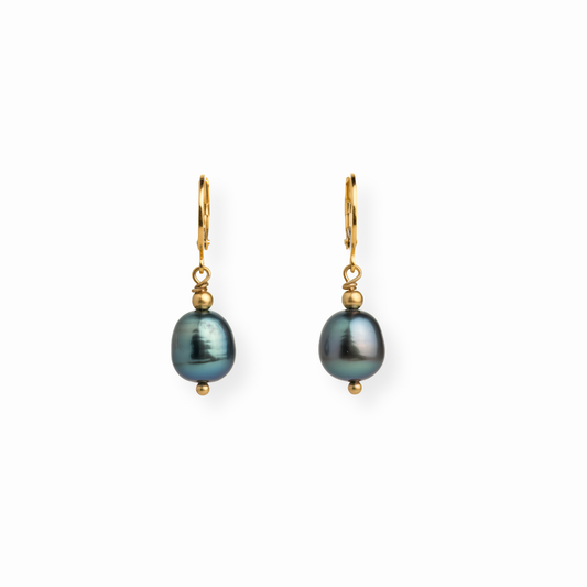 Aretes Laminados en Oro de 18KL con Perlitas Cultivadas