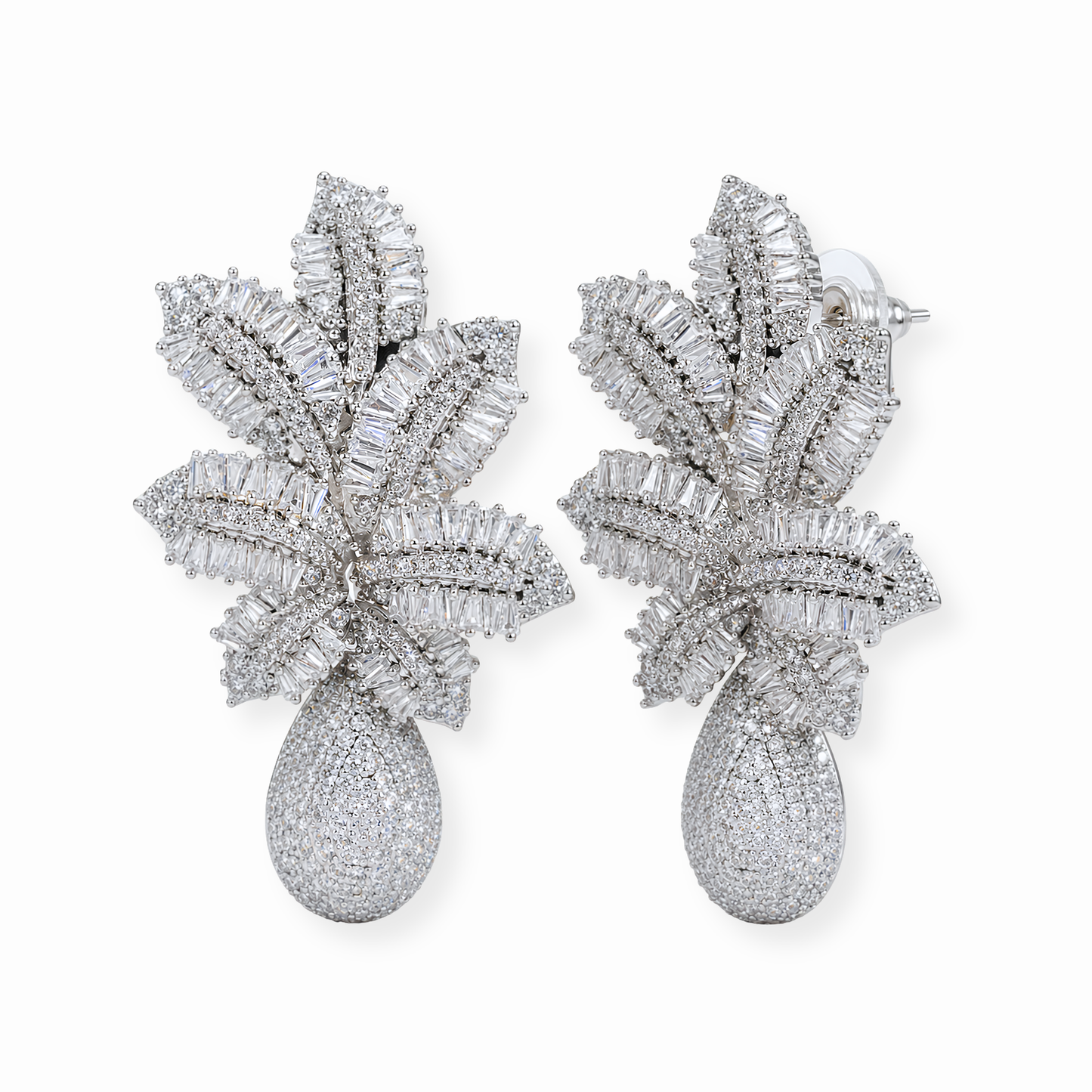 Aretes Laminados en Oro de 18KL con Swarovski y Rodium