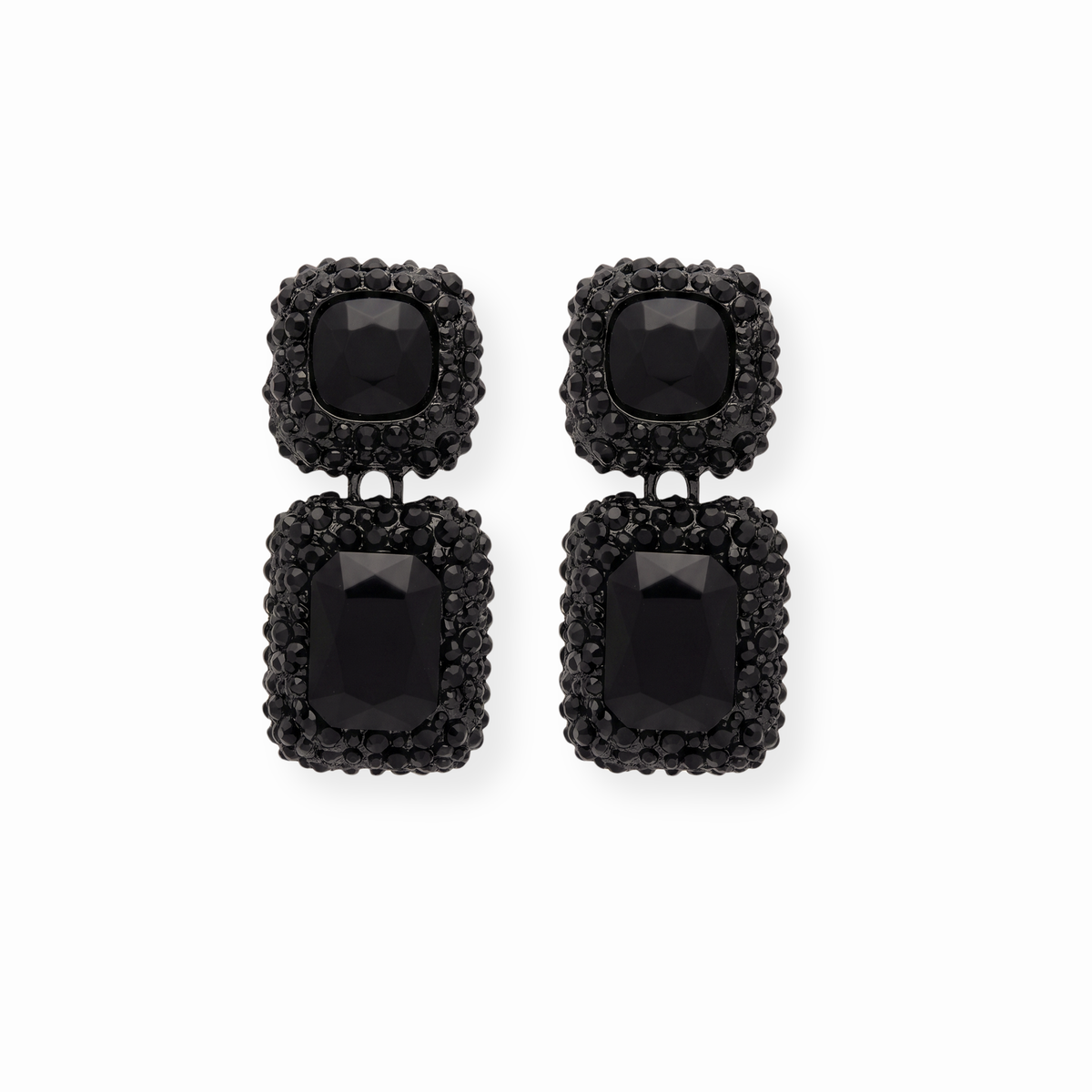 Aretes Laminados en Oro de 18KL con Cristal Austriaco y Esmaltados en Negro