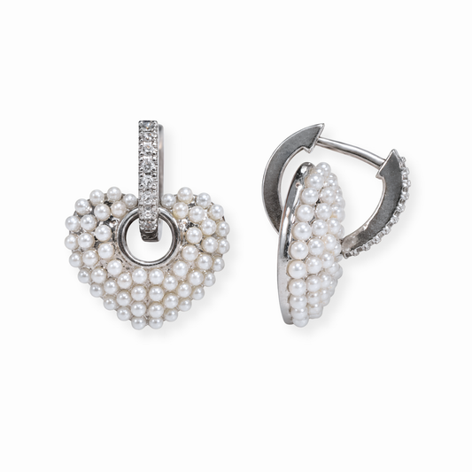 Aretes Laminados en Oro de 18KL con Baby Perlas Recubiertas en Nácar y Circonias