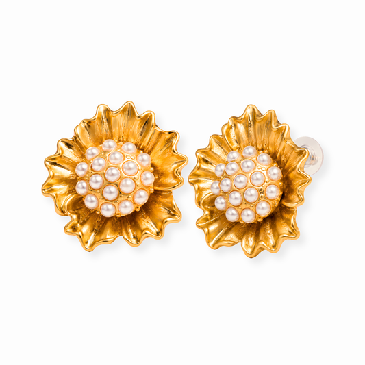Aretes Laminados en Oro de 18KL Mate con Baby Perlas