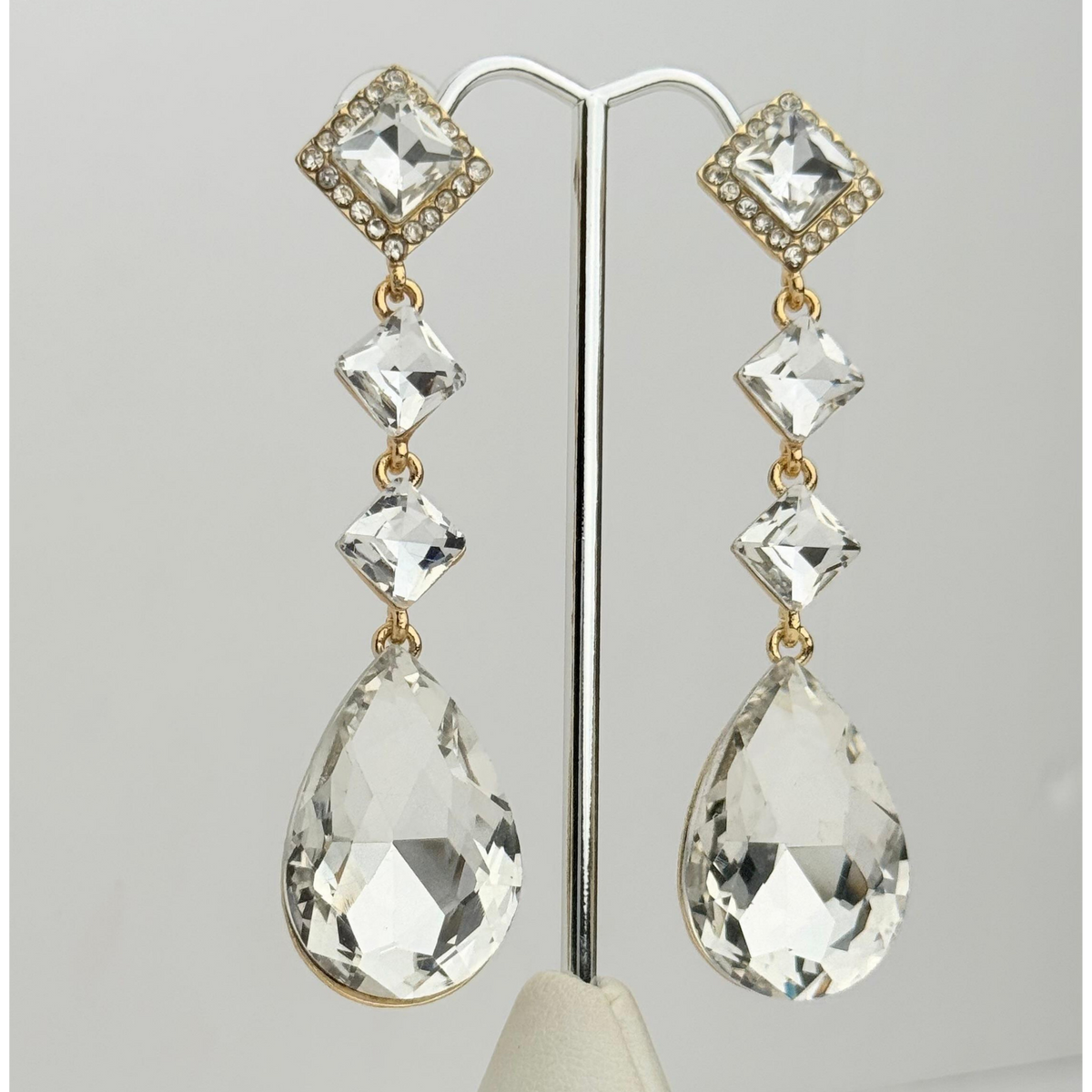 Aretes Laminados en Oro de 18KL con Cristales Austriacos