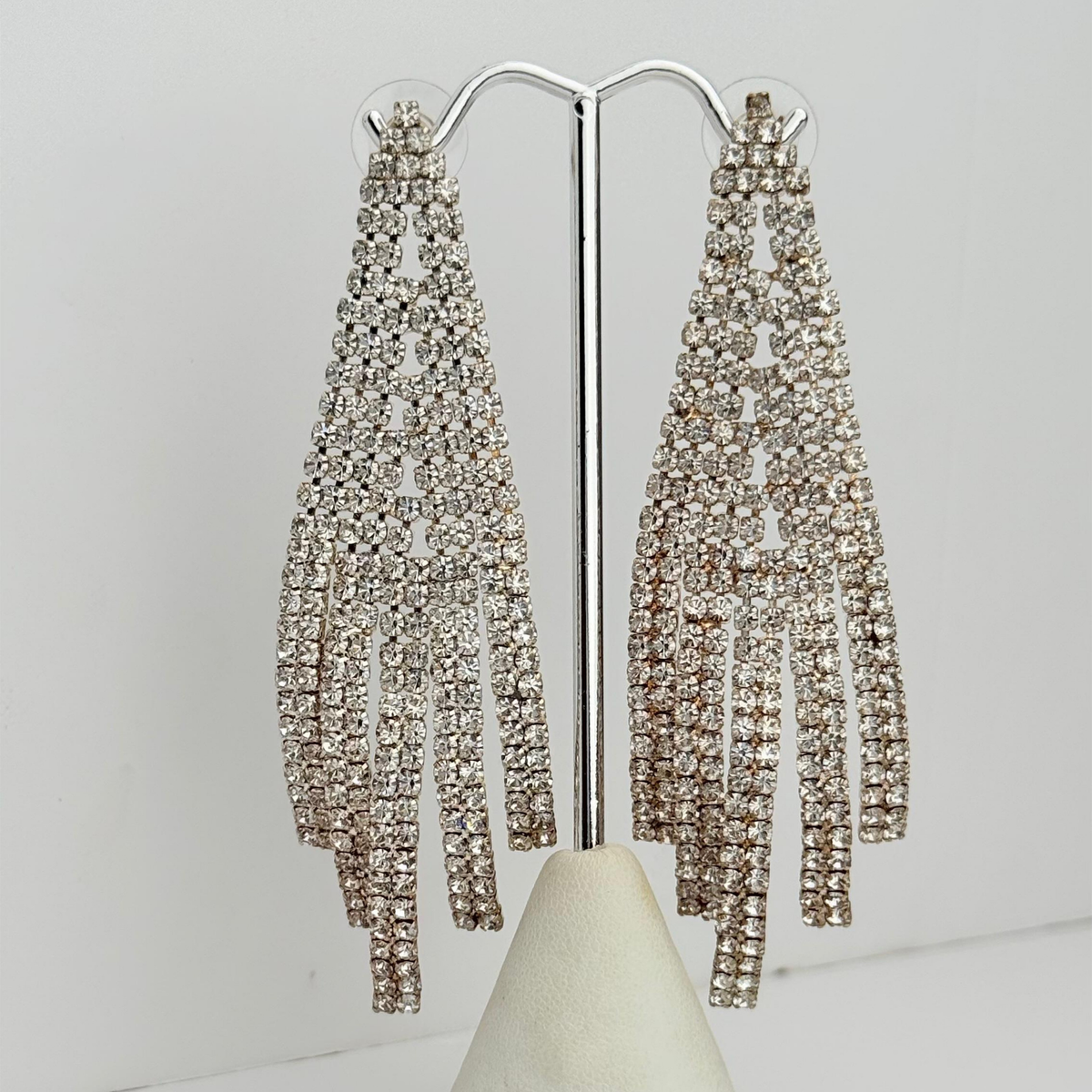 Aretes Enchapados en Oro de 18KL con Cristales