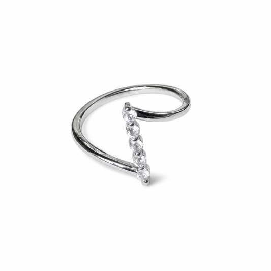 Anillo Laminado en Oro Blanco de 18KL con Circonias